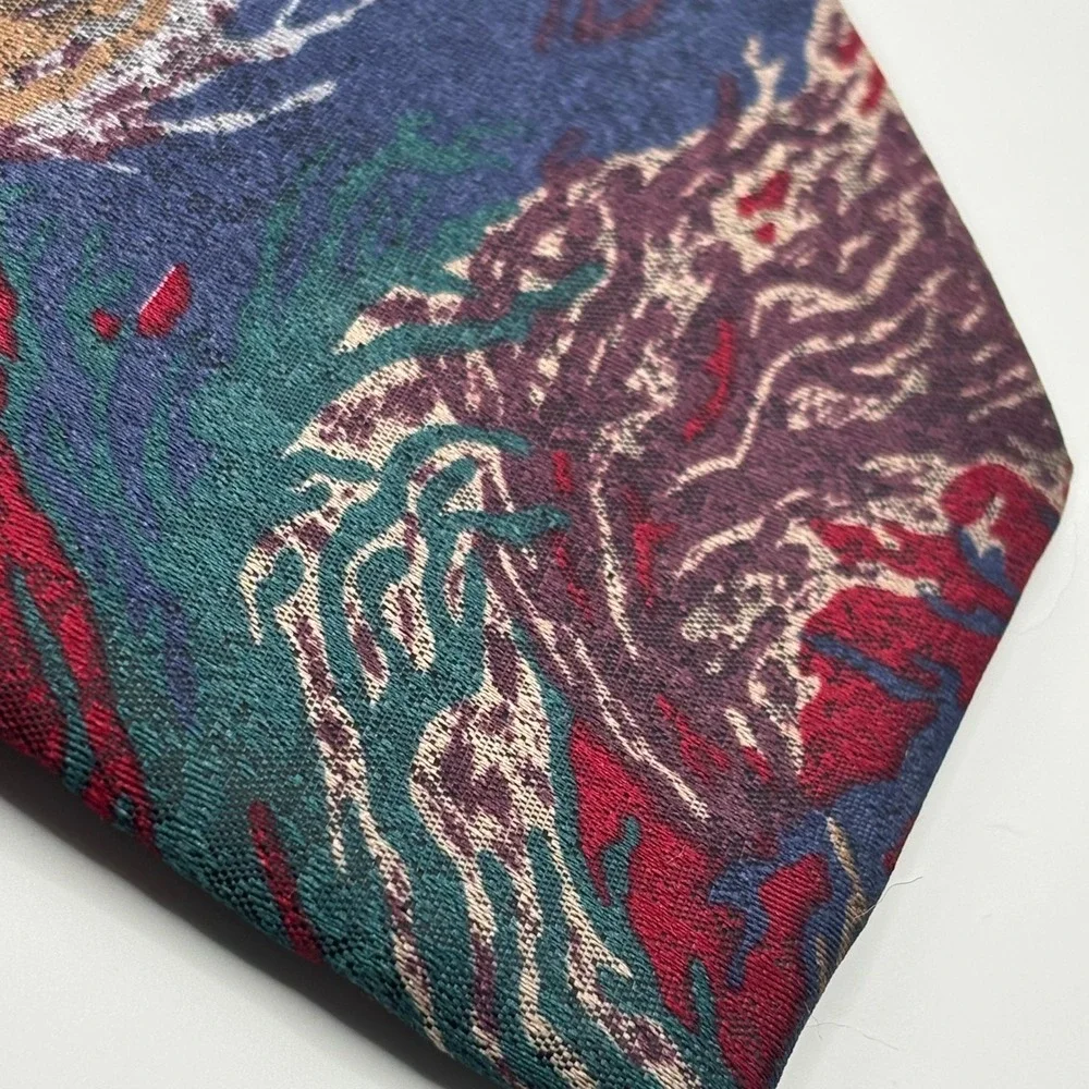 Vintage Tie Don Loper Burgundy Polyester Abstract Jacquard Made in USA 3.75x58